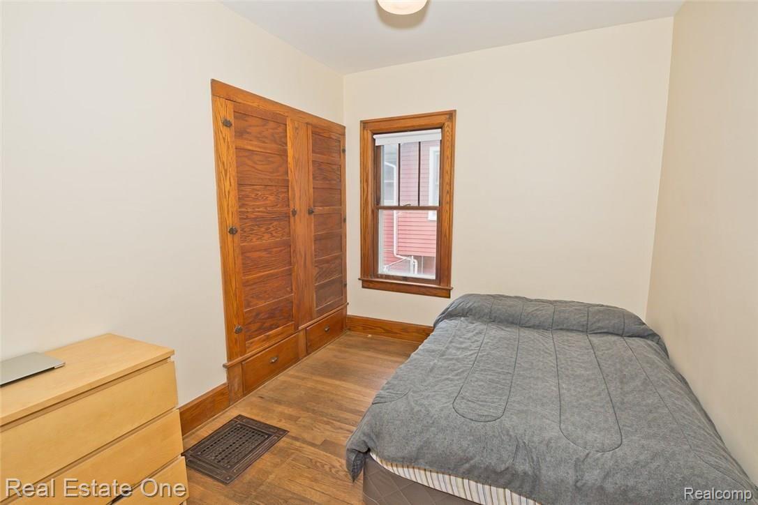 1149 Columbia Road Berkley, MI 48072 - Photo 16 of 24 592A8596.jpg