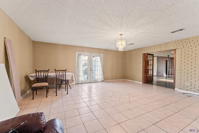 $275,000 | 1054 Barkley Drive, Baton Rouge, LA 70810