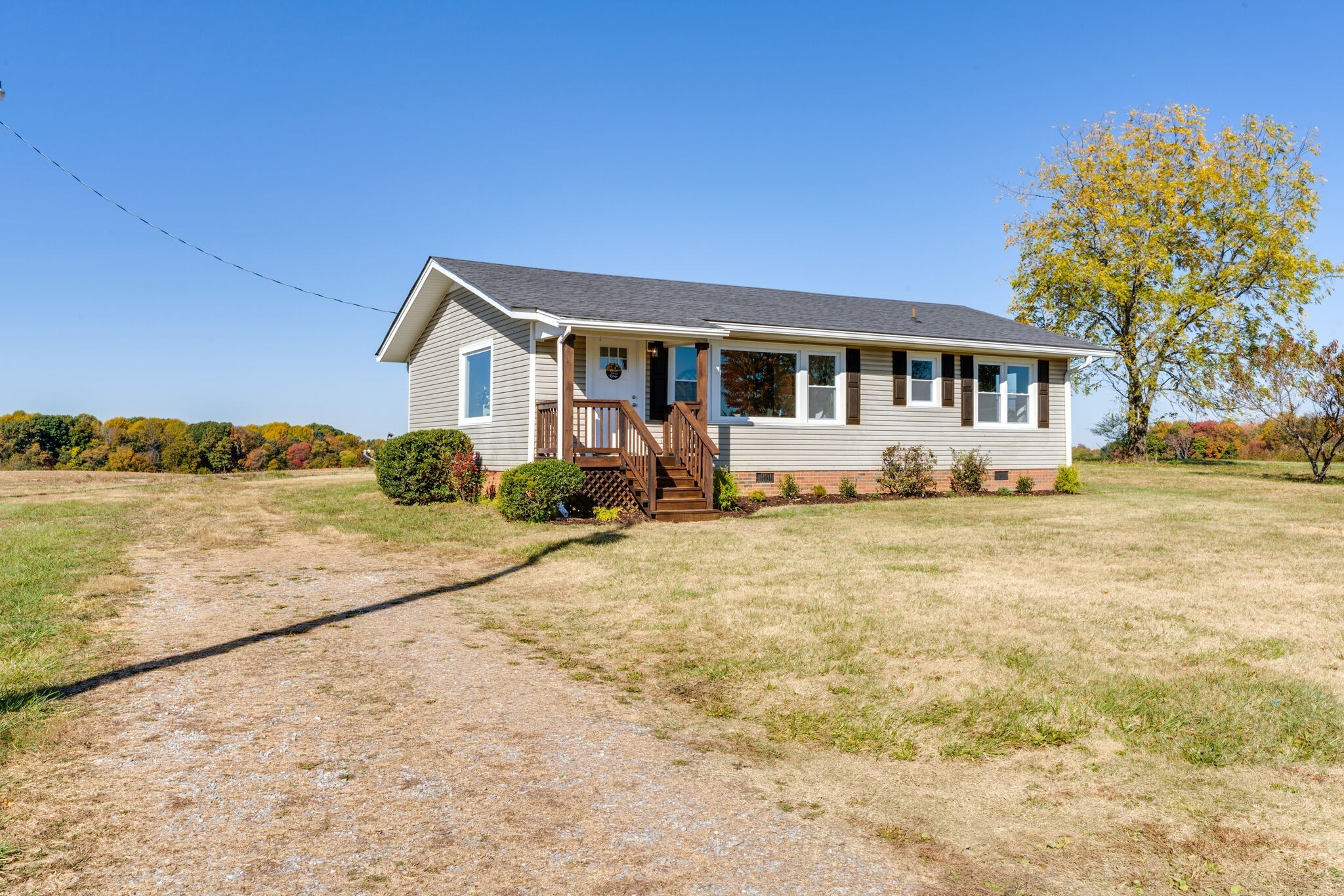 577 Corinth Road Portland, TN 37148 - Photo 28 of 30 a front view of a house with a yard