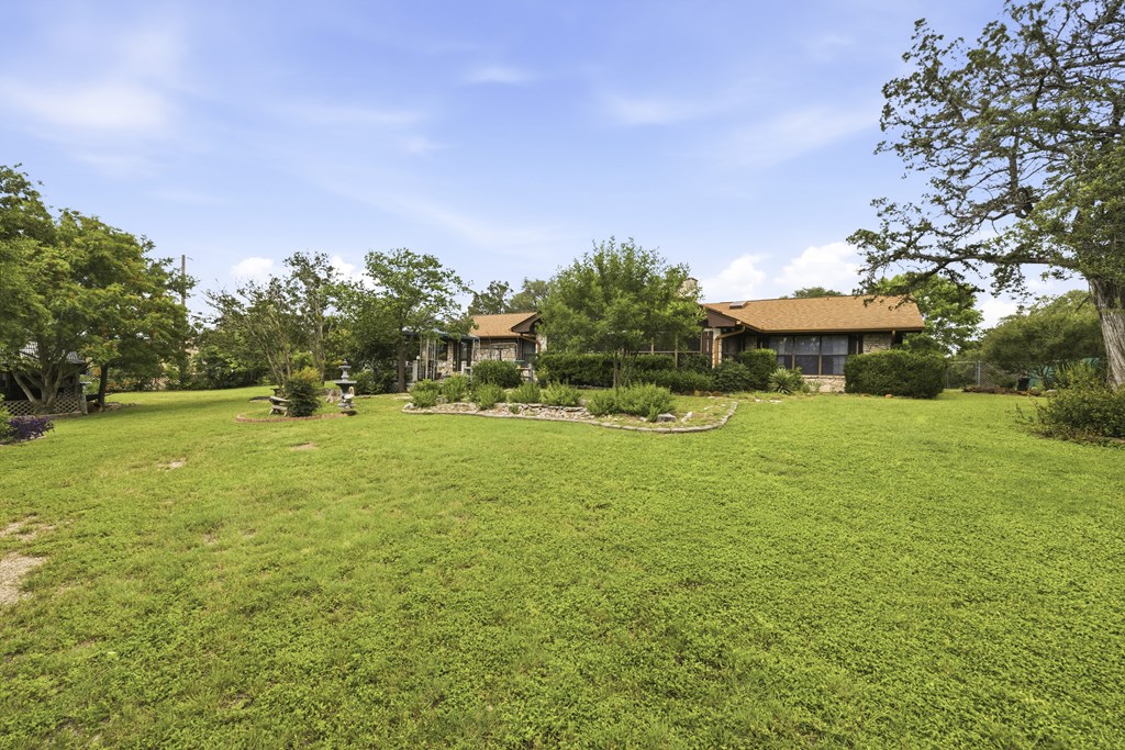 203 Cave Spring Drive West Ingram, TX 78025 - Photo 9 of 42