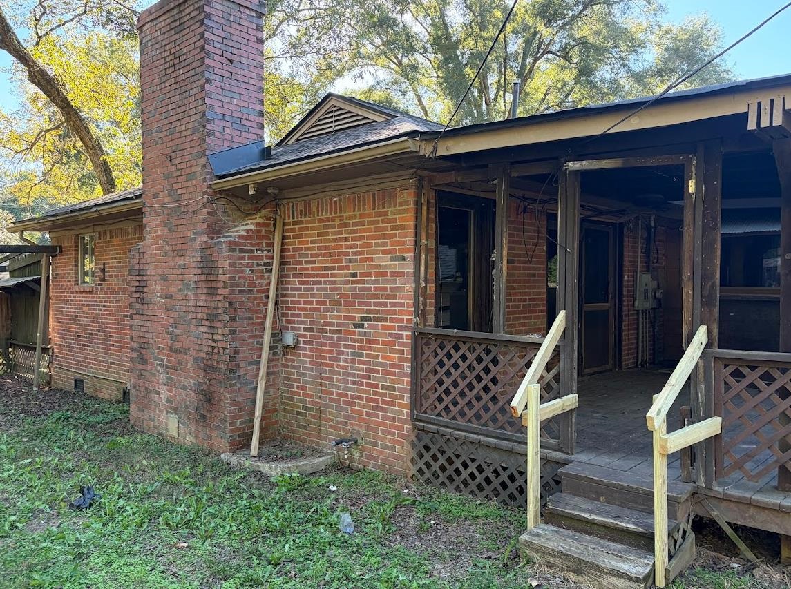 7638 Marvin Road Millington, TN 38053 - Photo 3 of 25 a front view of a house with staircase
