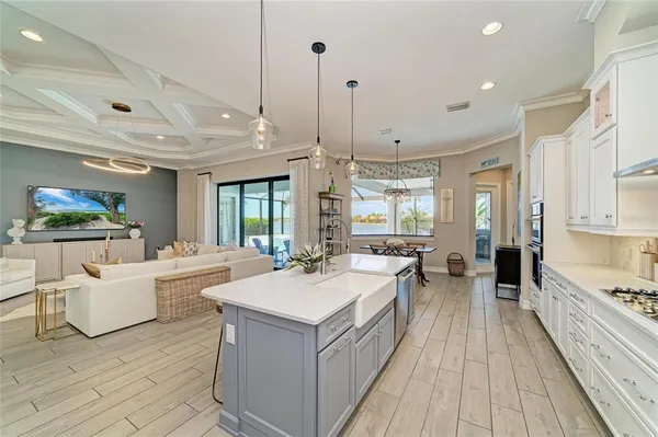 $1,350,000 | 352 Maraviya Boulevard, Nokomis, FL 34275