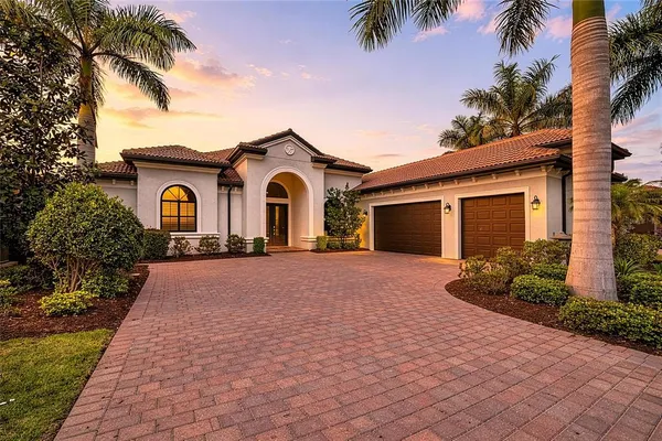 $1,350,000 | 352 Maraviya Boulevard, Nokomis, FL 34275