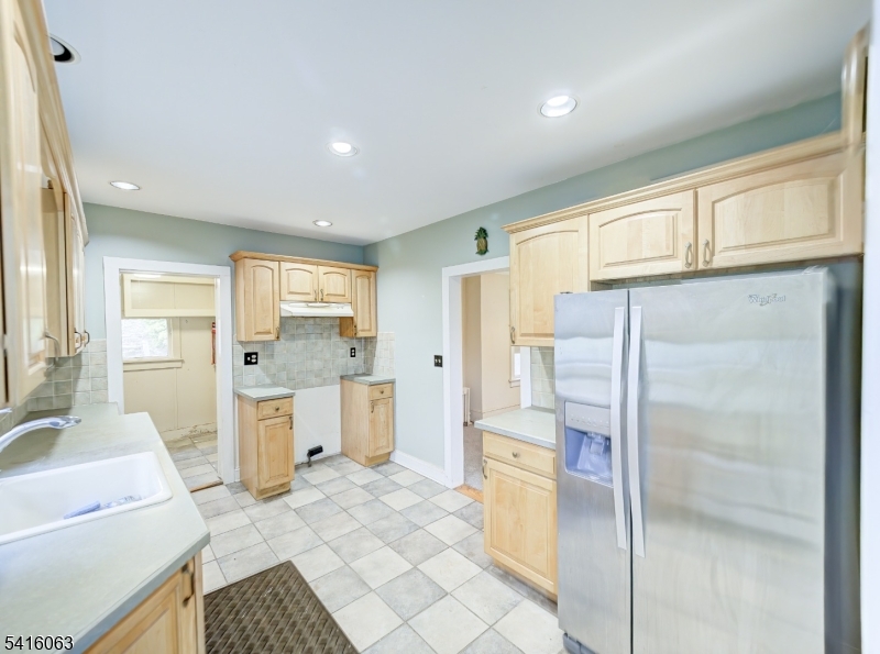24 West Main Street Clinton, NJ 08809 - Photo 18 of 30