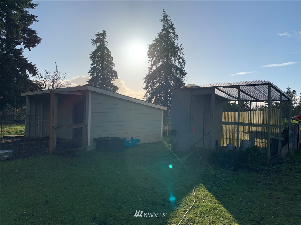 9515 181st Way Southwest Rochester, WA 98579 - Photo 25 of 29