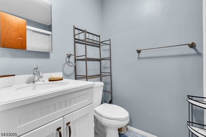 11 Colonial Court, Unit 11 High Bridge, NJ 08829 - Photo 18 of 24