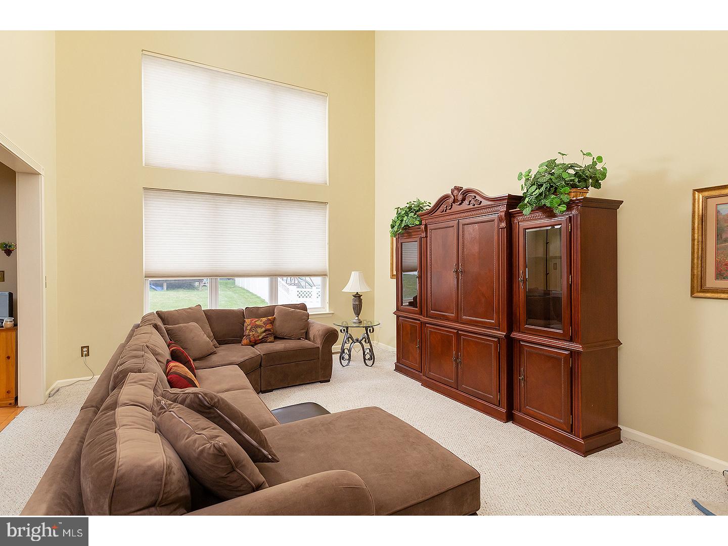 21 Mufferson Road Turnersville, NJ 08012 - Photo 11 of 18 Family Room