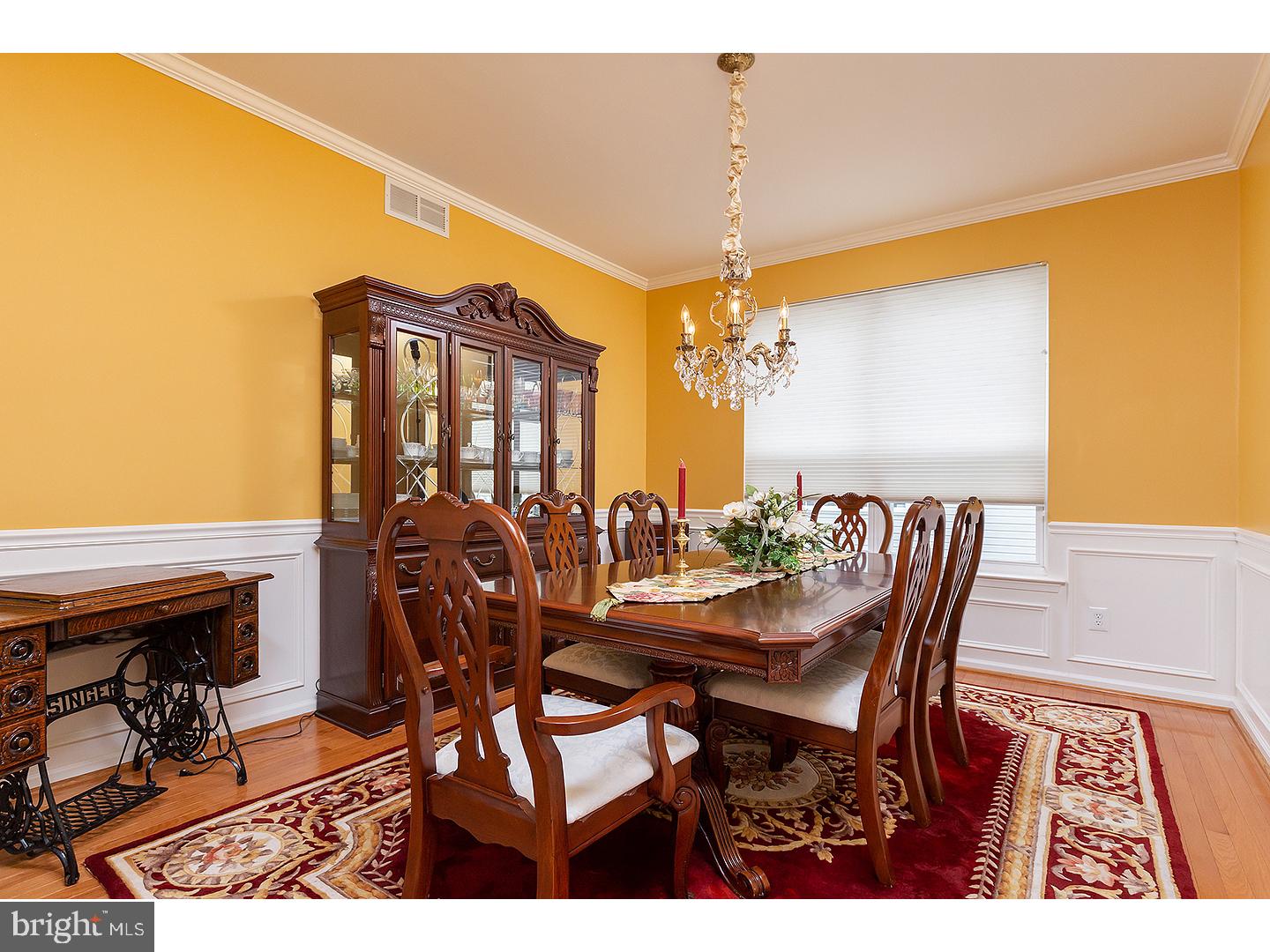 21 Mufferson Road Turnersville, NJ 08012 - Photo 6 of 18 Dining Room