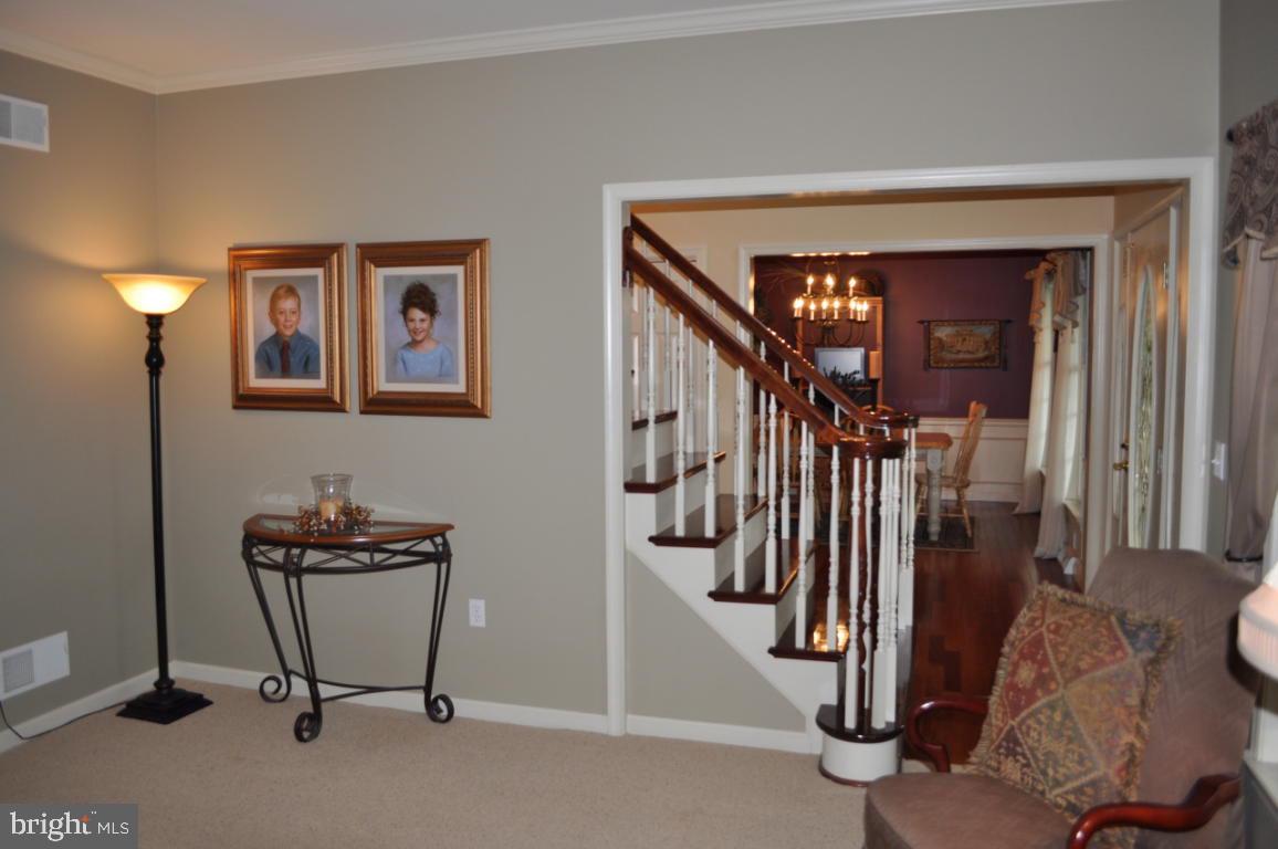 1707 Windy Hill Road Lancaster, PA 17602 - Photo 3 of 40 Gallery Image 3