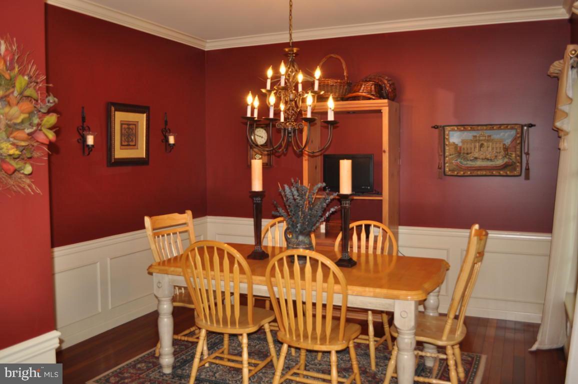 1707 Windy Hill Road Lancaster, PA 17602 - Photo 5 of 40 Gallery Image 5