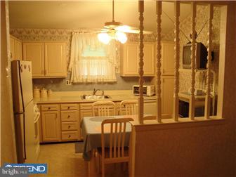 3634 Chesterfield Road Philadelphia, PA 19114 - Photo 4 of 12 Gallery Image 4
