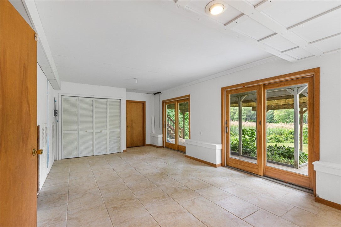 12 Silver Street Warwick, RI 02889 - Photo 24 of 50