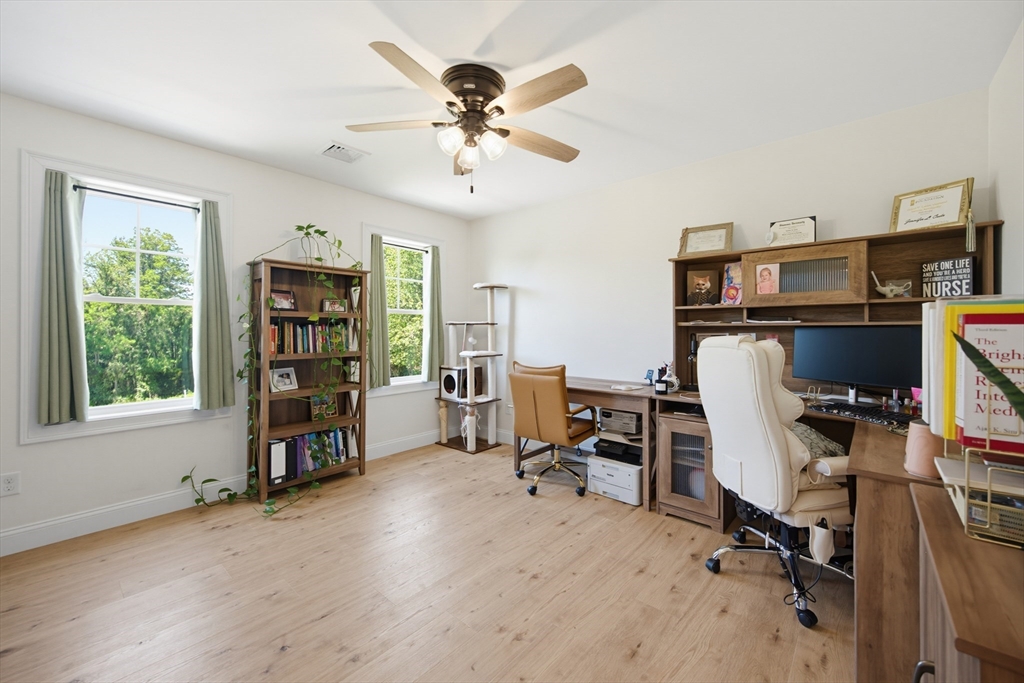 1479 Main Street Acushnet, MA 02743 - Photo 35 of 42