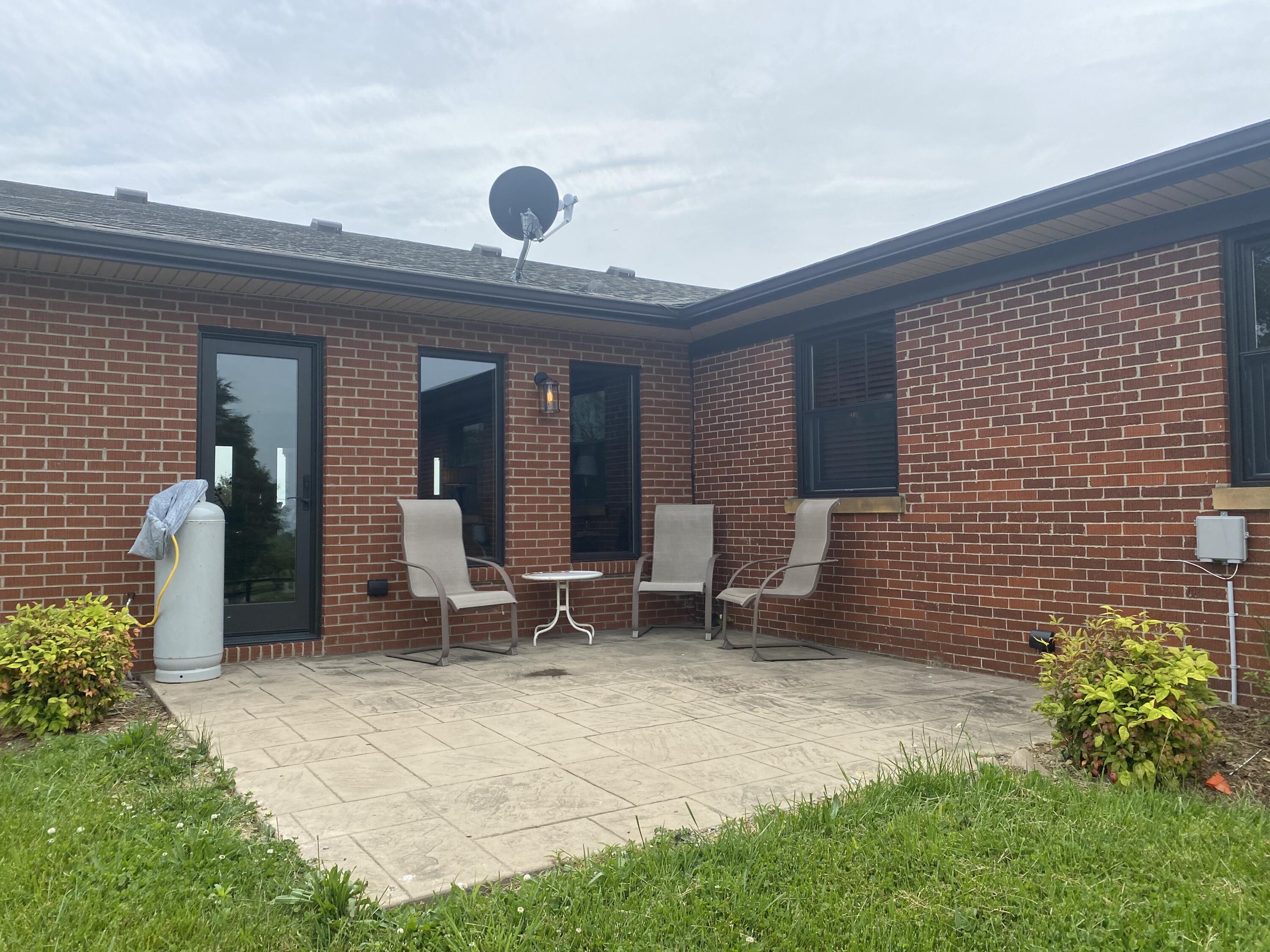2079 Red House Road Richmond, KY 40475 - Photo 10 of 171 E628D934-F875-4ED4-A7ED-DCC39FACCB35