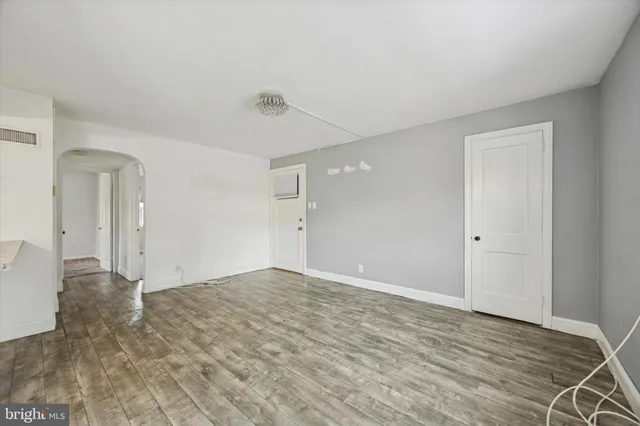 $1,500 | 4004 Lasher Road, Unit 2, Drexel Hill, PA 19026