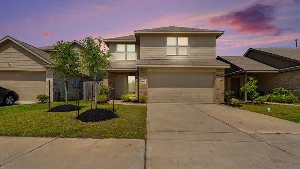 $259,990 | 9106 Burnet Flds Drive, Baytown, TX 77521