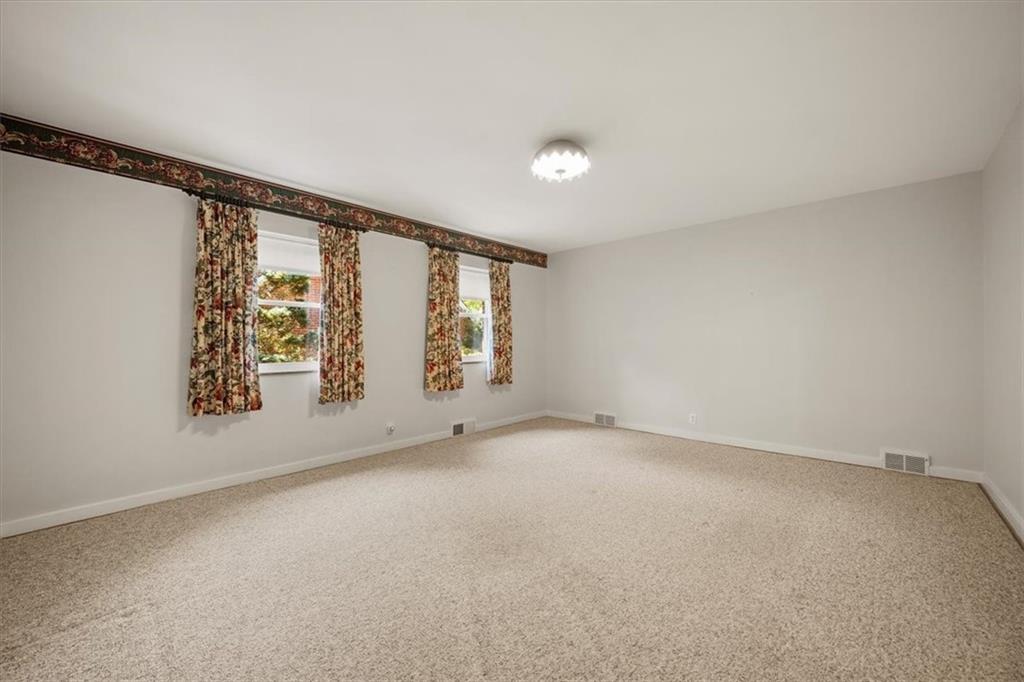 122 Cherry Valley Road Pittsburgh, PA 15221 - Photo 19 of 44 Gallery Image 19