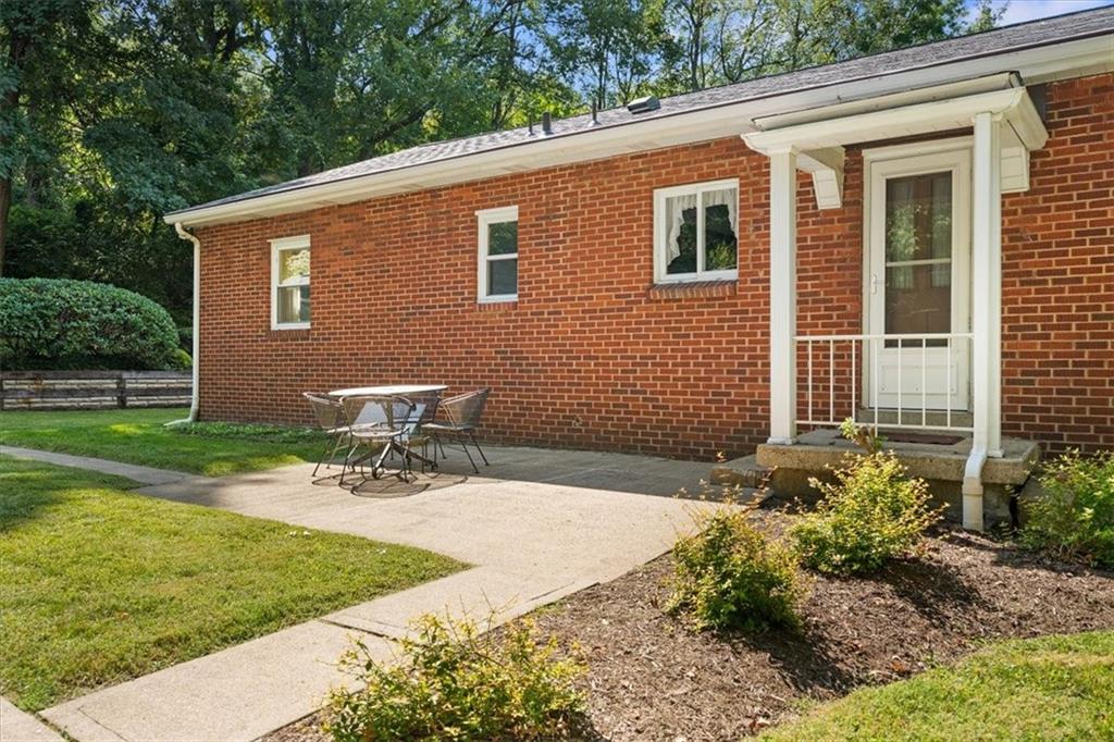 122 Cherry Valley Road Pittsburgh, PA 15221 - Photo 33 of 44 Gallery Image 33
