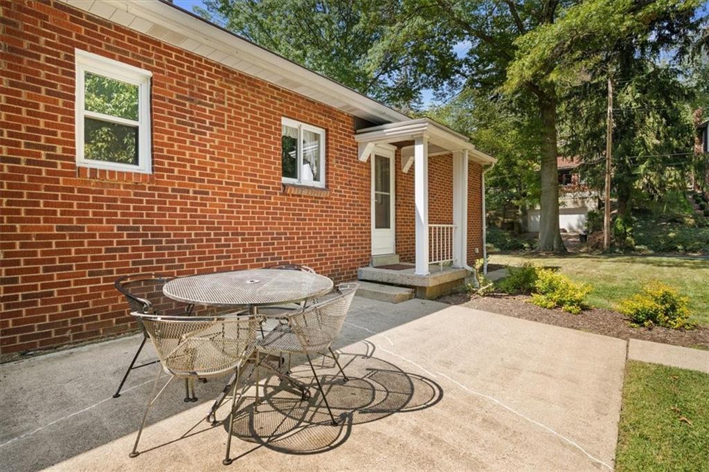 122 Cherry Valley Road Pittsburgh, PA 15221 - Photo 34 of 44 Gallery Image 34