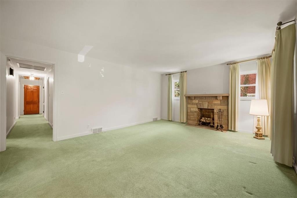 122 Cherry Valley Road Pittsburgh, PA 15221 - Photo 5 of 44 Gallery Image 5