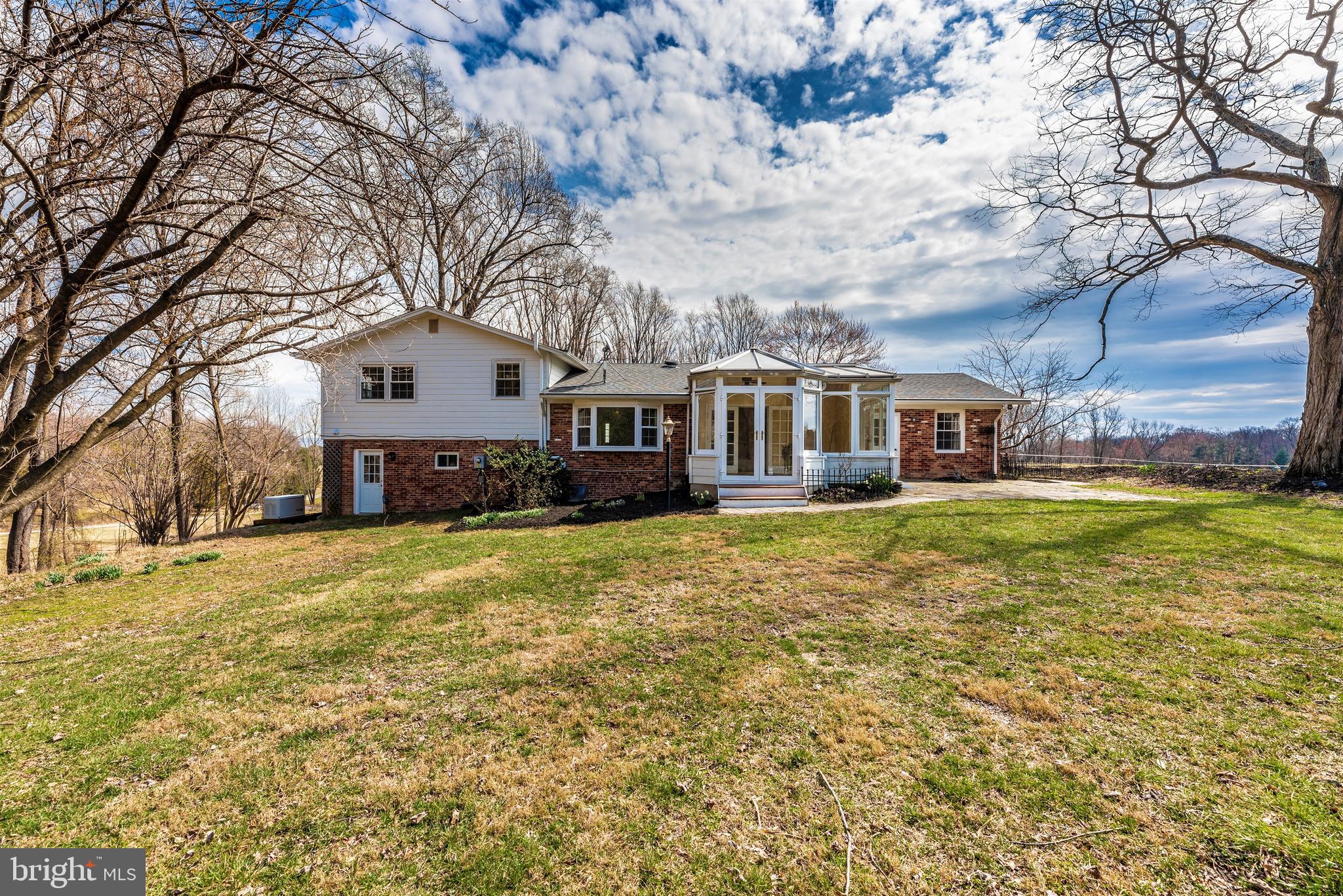 13433 Wilt Store Road Leesburg, VA 20176 - Photo 34 of 38 Large Rear Yard