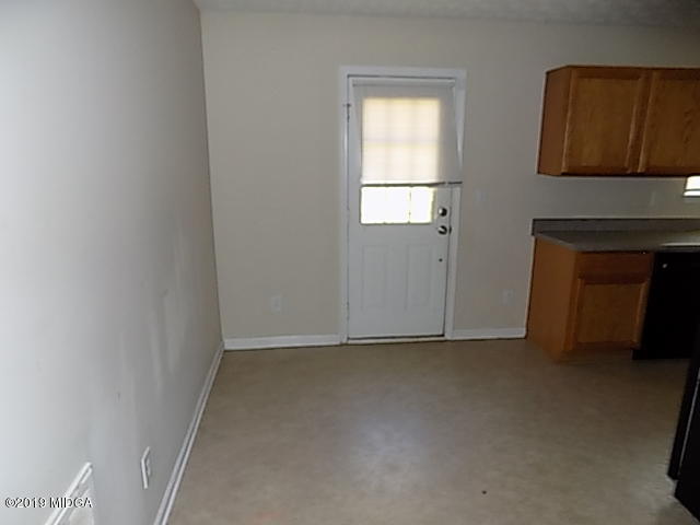 225 Apple Valley Road Macon, GA 31217 - Photo 6 of 14 DSCN9680 - Copy