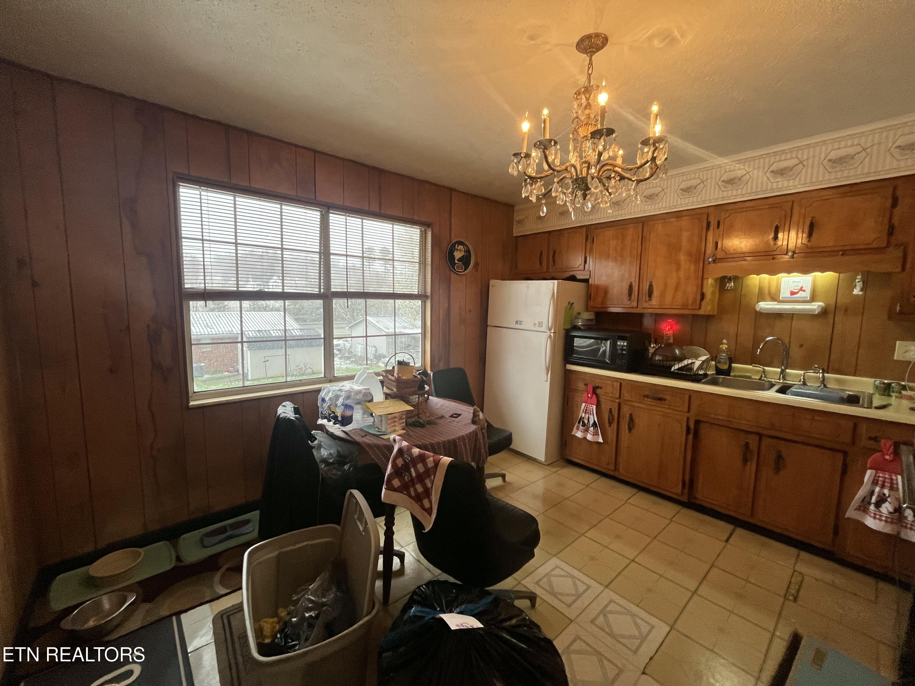 269 Warriors Path Road Ewing, VA 24248 - Photo 3 of 25 IMG_6277