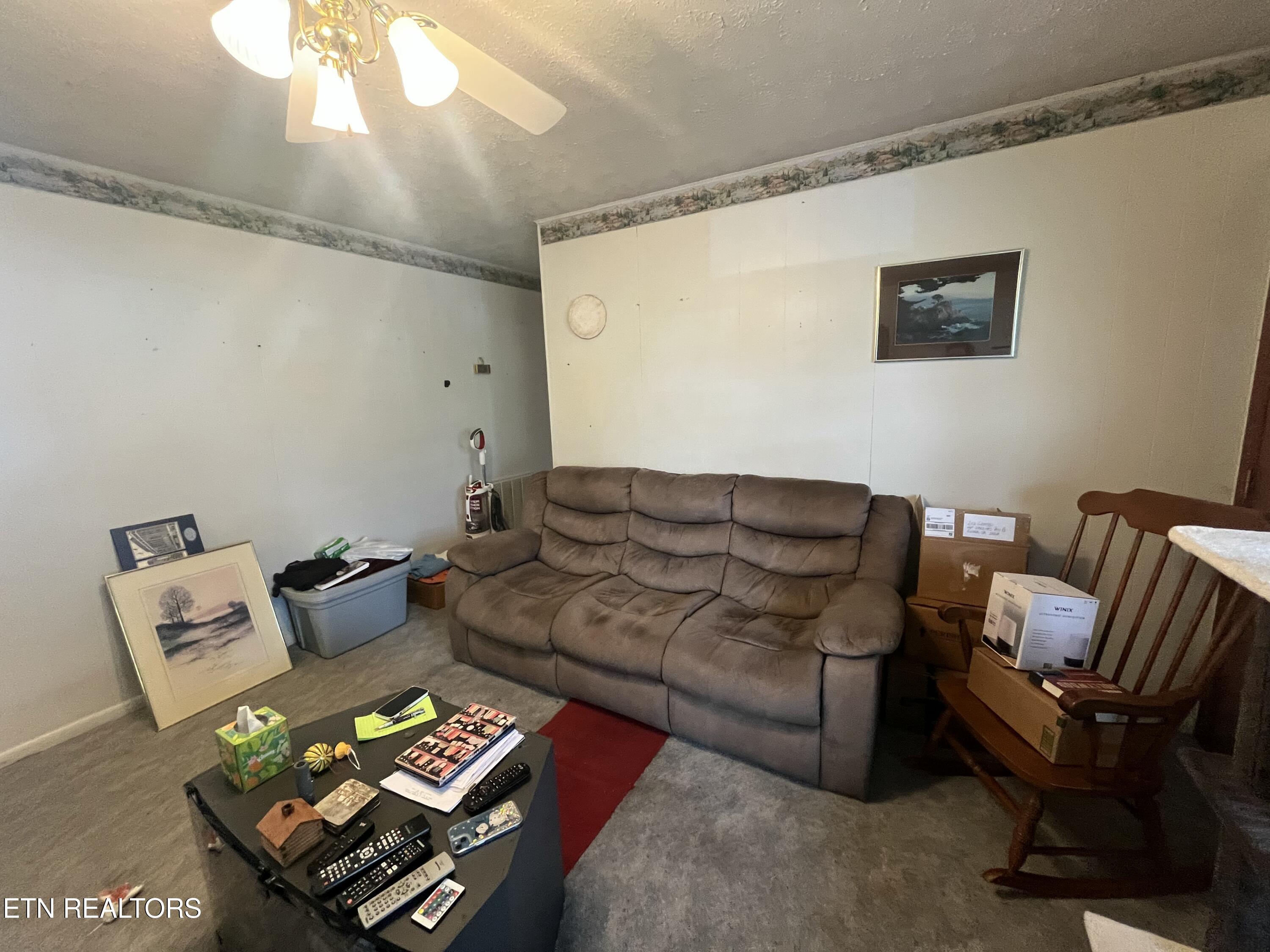 269 Warriors Path Road Ewing, VA 24248 - Photo 10 of 25 IMG_6328