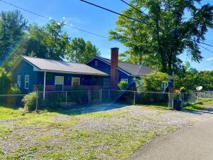1050 Evergreen Road Flat Lick, KY 40935 - Photo 5 of 34 image