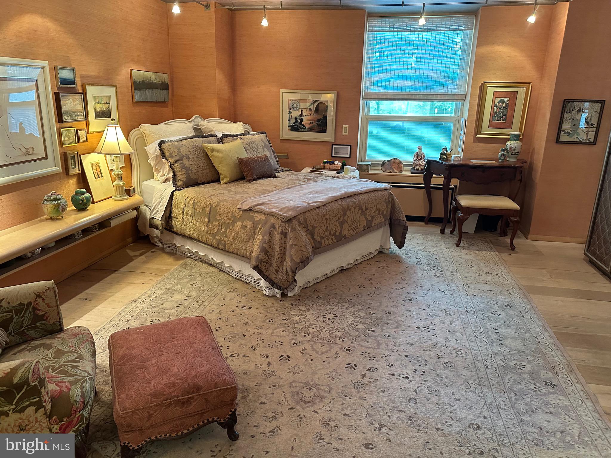 41 Conshohocken State Road, Unit 212 Bala Cynwyd, PA 19004 - Photo 13 of 33 primary bedroom