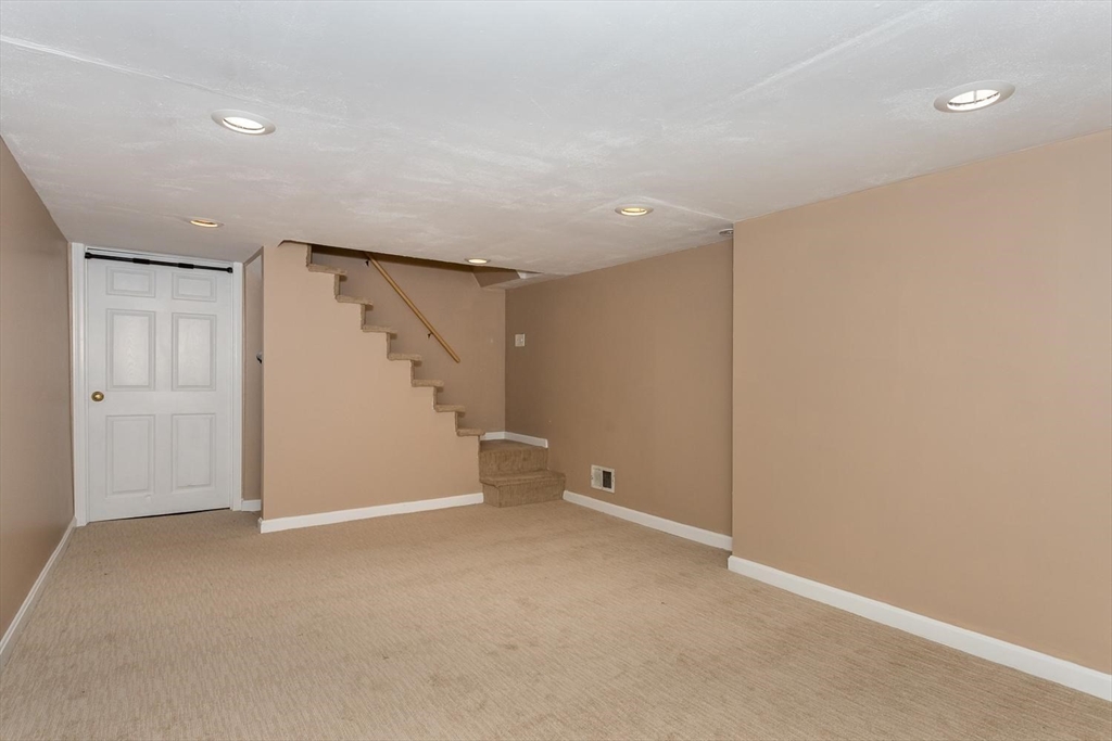 22 Middlesex Road Sharon, MA 02067 - Photo 16 of 21