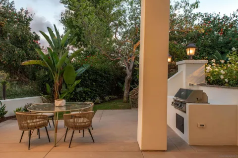 $3,495,000 | 2815 Santa Fe Vista Court, Encinitas, CA 92024