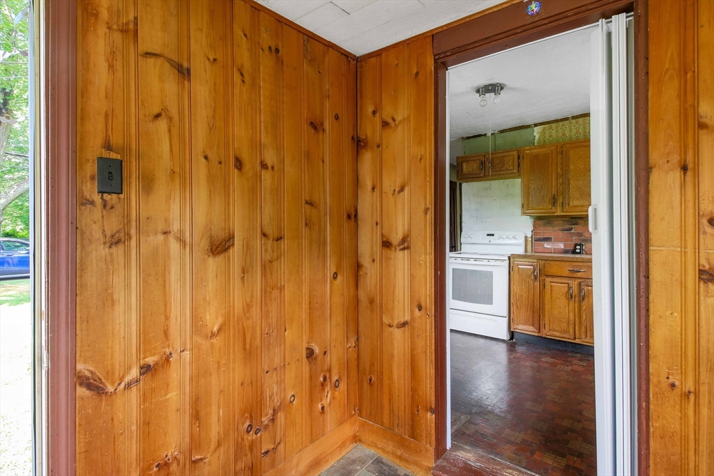 797 Lebanon Hill Road Southbridge, MA 01550 - Photo 10 of 29 Gallery Image 10