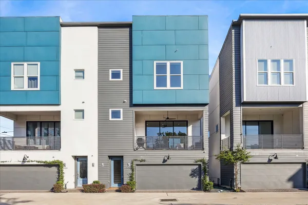 a view of a house with a outdoor space