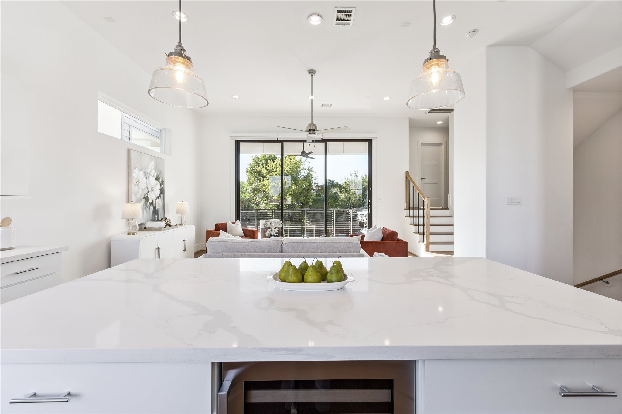 2414 Canal Street, Unit F Houston, TX 77003 - Photo 15 of 34 a large white kitchen with a large window