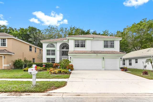 $699,900 | 7717 Cedar Hurst Court, Lake Worth, FL 33467
