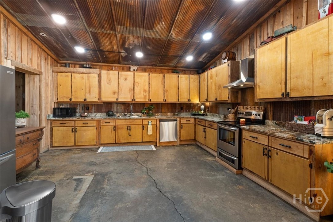 284 Snow Farm Road Hull, GA 30646 - Photo 12 of 64