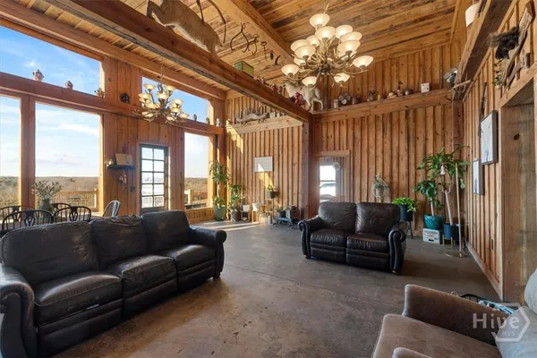 $1,200,000 | 284 Snow Farm Road, Hull, GA 30646