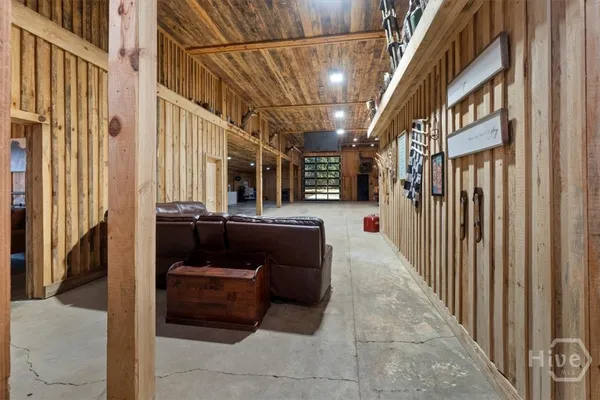 $1,200,000 | 284 Snow Farm Road, Hull, GA 30646