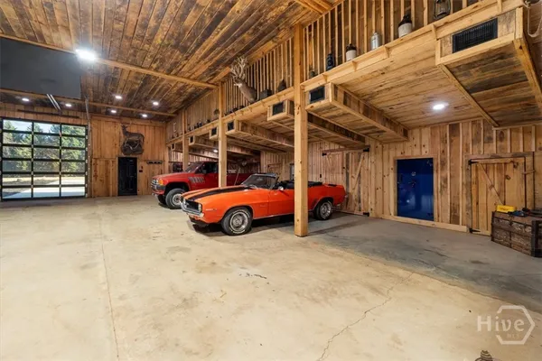 $1,200,000 | 284 Snow Farm Road, Hull, GA 30646