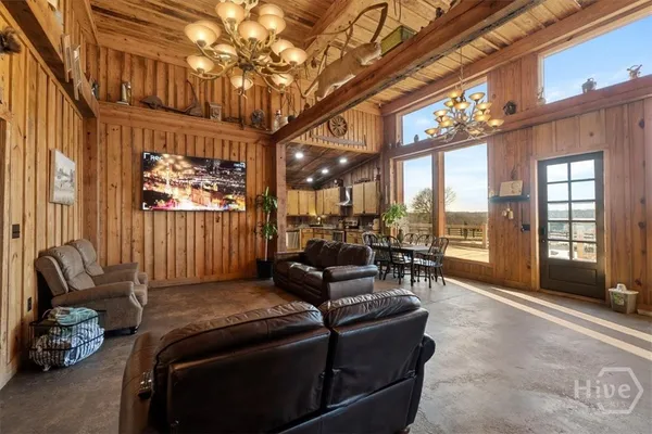 $1,200,000 | 284 Snow Farm Road, Hull, GA 30646