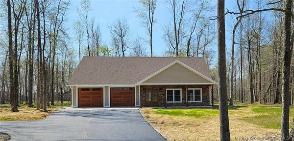 $439,900 | 3833 West Deputy Pike Road, Madison, IN 47250