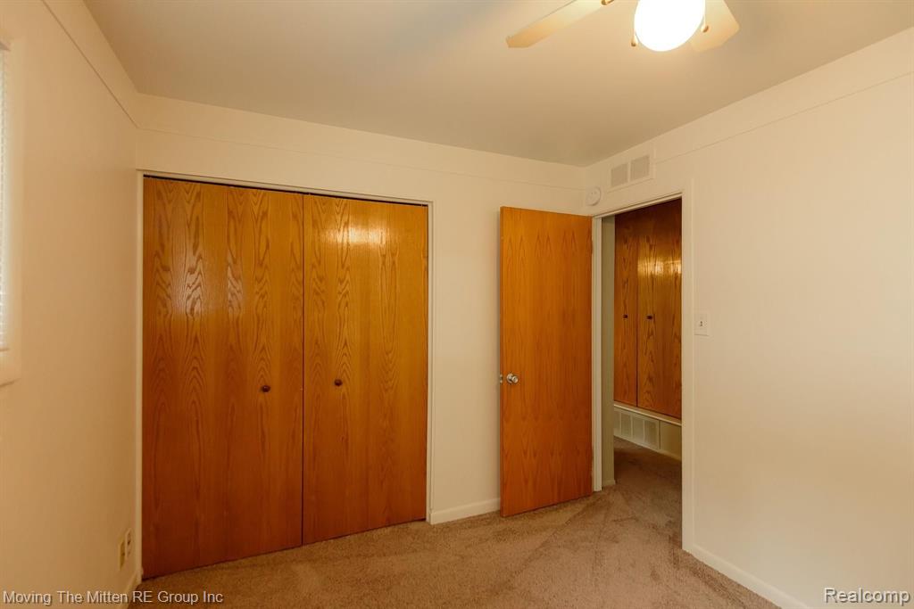 526 South Henry Ruff Road Westland, MI 48186 - Photo 23 of 39