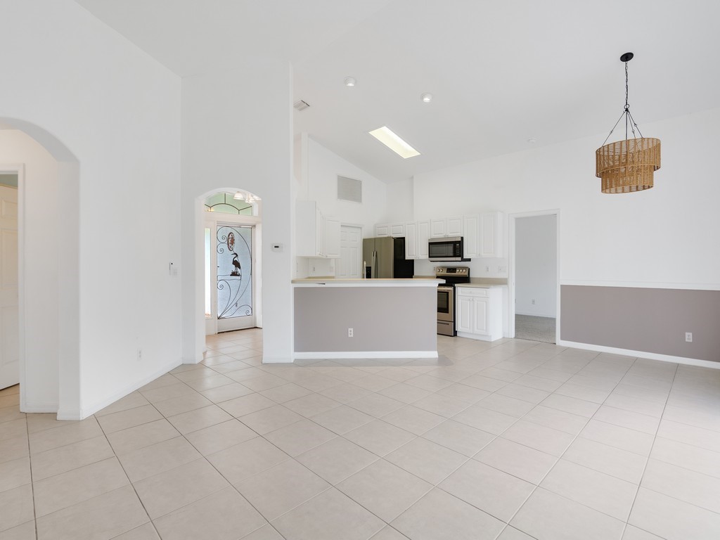 608 Cottonwood Road Sebastian, FL 32958 - Photo 9 of 36