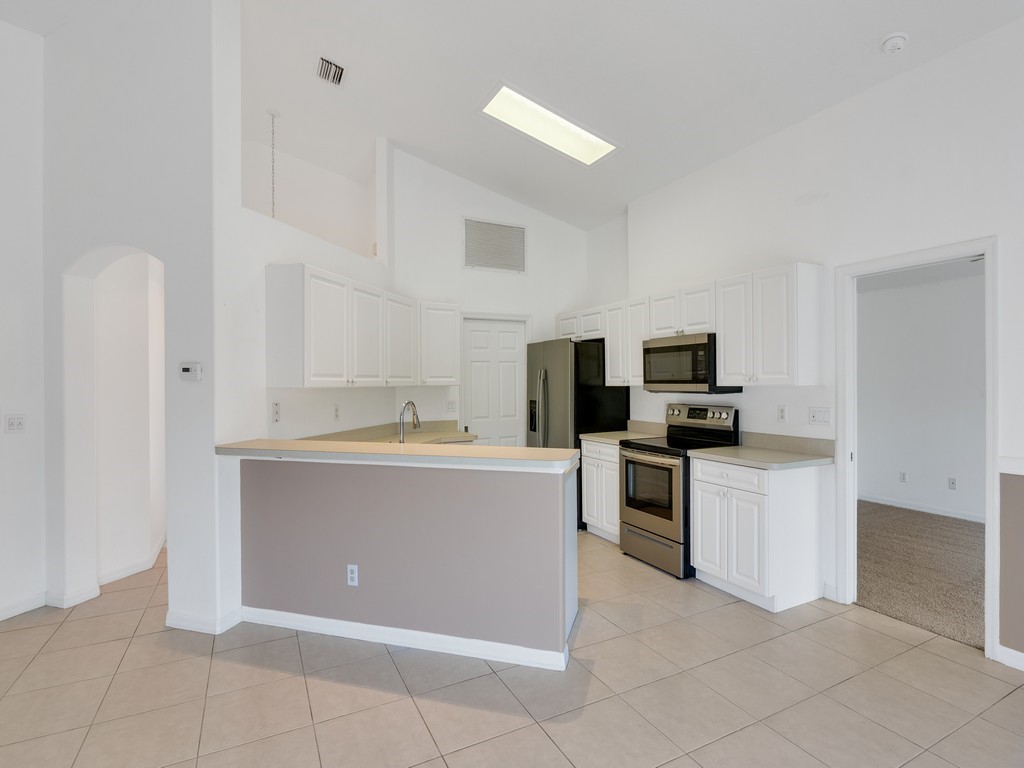 608 Cottonwood Road Sebastian, FL 32958 - Photo 10 of 36