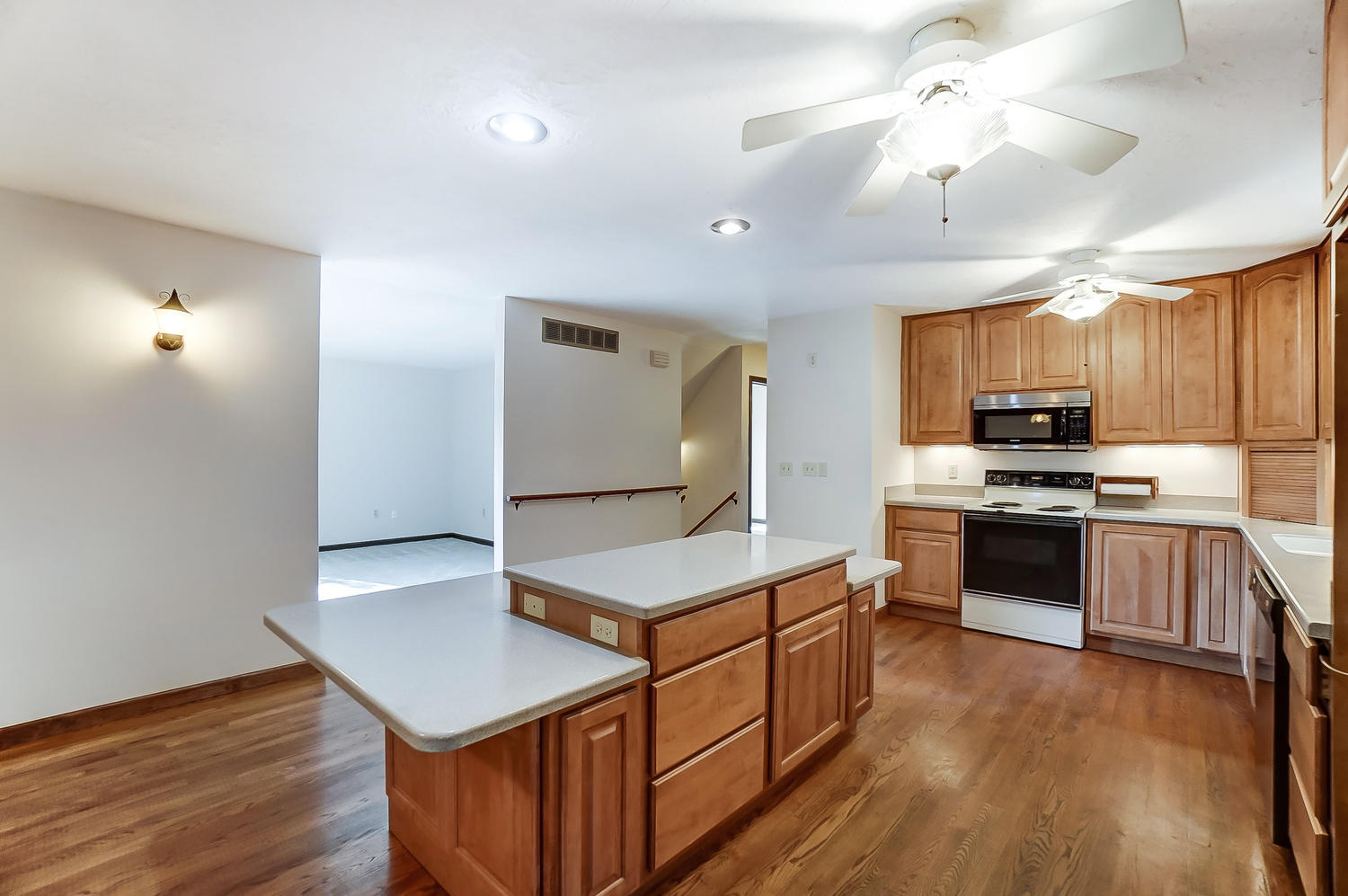 140 Owners Drive Springfield, OH 45502 - Photo 7 of 34