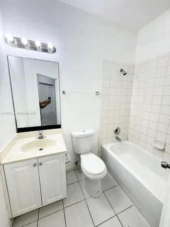 $2,050 | 1953 Freeport Drive, Unit 1953, Riviera Beach, FL 33404