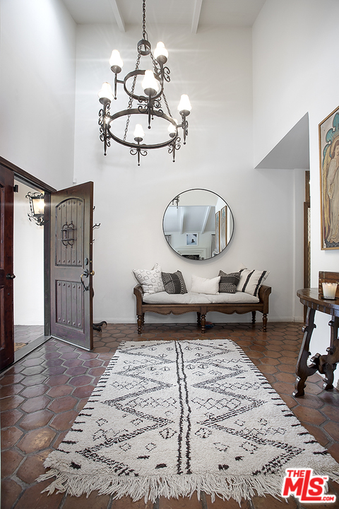 1823 Roscomare Road Los Angeles, CA 90077 - Photo 3 of 24