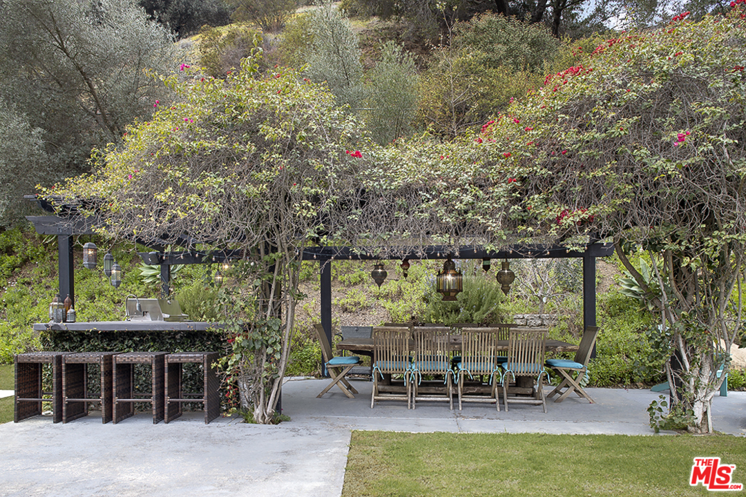 1823 Roscomare Road Los Angeles, CA 90077 - Photo 21 of 24