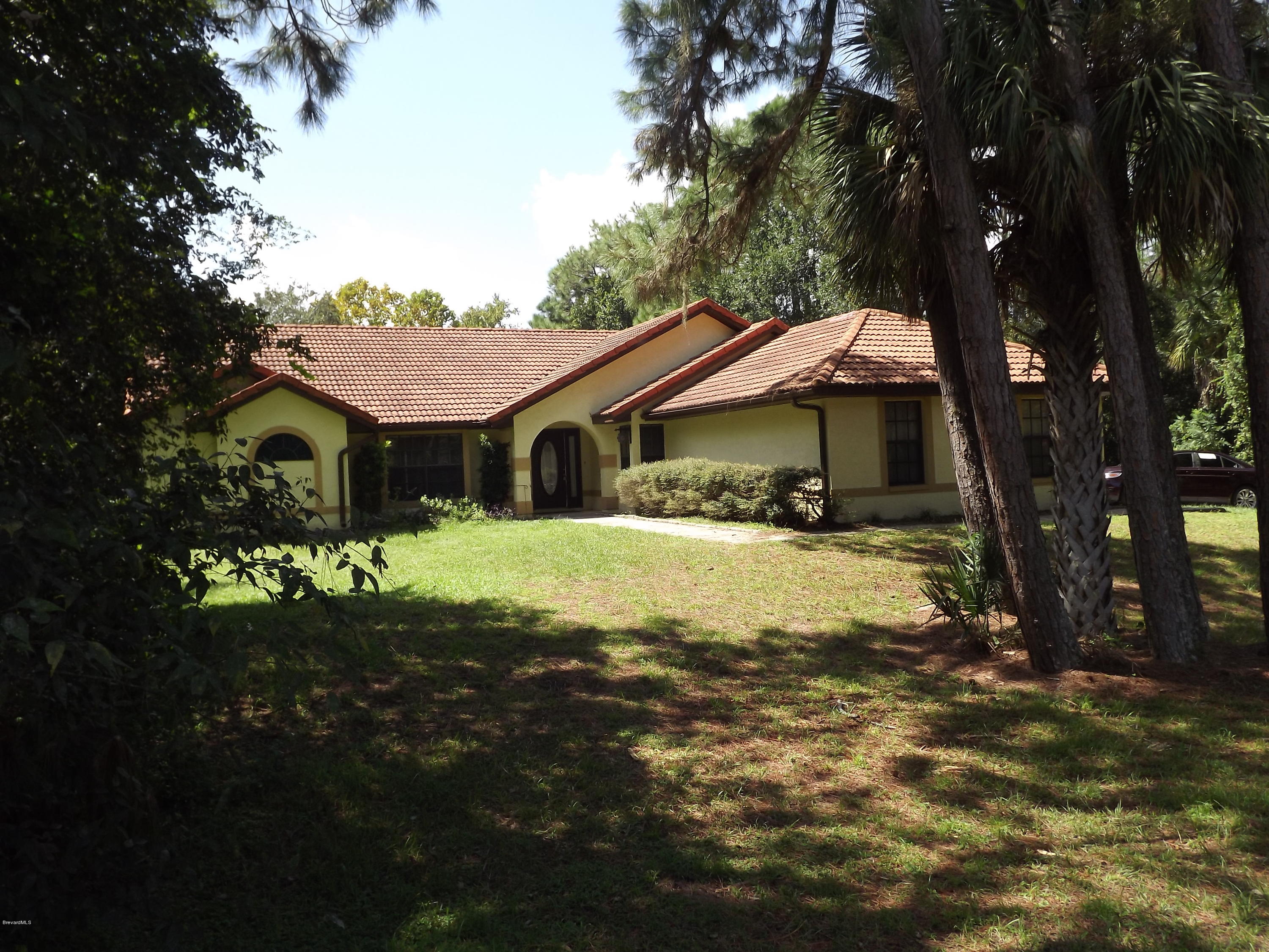 Front View of Home
